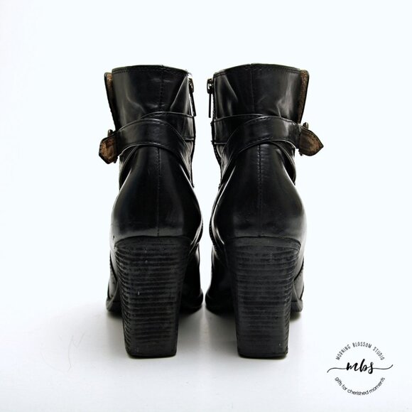 Frye Patty Buckle Side Zip Riding Heeled Booties - Picture 4 of 15